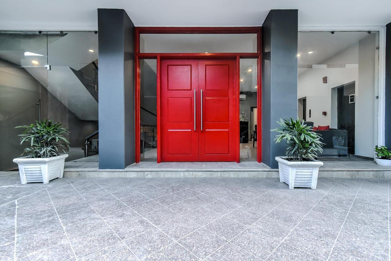 מלון גורגאון Oyo Townhouse 044 Sector 14 Gurugram מראה חיצוני תמונה