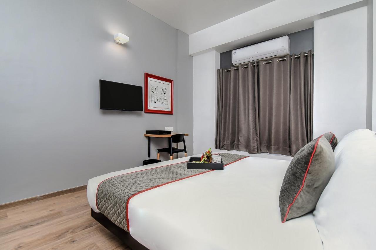 מלון גורגאון Oyo Townhouse 044 Sector 14 Gurugram מראה חיצוני תמונה